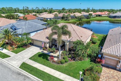 Casa en venta en North Port, Florida, 3 dormitorios, 190.64 m2 № 1565759 - foto 5