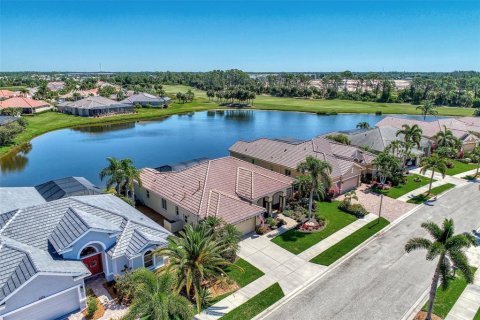 Casa en venta en North Port, Florida, 3 dormitorios, 190.64 m2 № 1565759 - foto 4