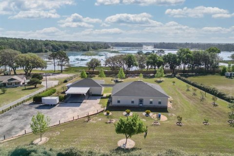 Villa ou maison à Belleview, Floride 3 chambres, 237.37 m2 № 2143747