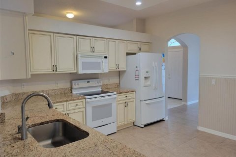 Casa en venta en Clermont, Florida, 2 dormitorios, 175.77 m2 № 1903795 - foto 8