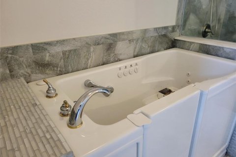 Casa en venta en Clermont, Florida, 2 dormitorios, 175.77 m2 № 1903795 - foto 16