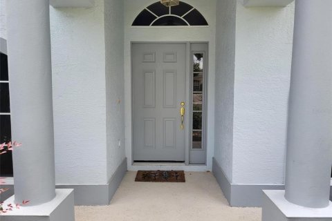House in Clermont, Florida 2 bedrooms, 175.77 sq.m. № 1903795 - photo 2