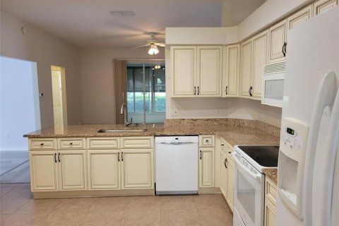 Casa en venta en Clermont, Florida, 2 dormitorios, 175.77 m2 № 1903795 - foto 7