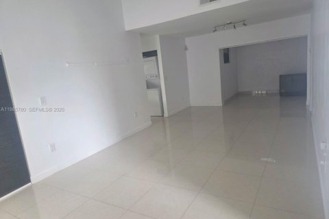 Купить виллу или дом в Майами, Флорида 3 спальни, 131.92м2, № 2153849 - фото 4