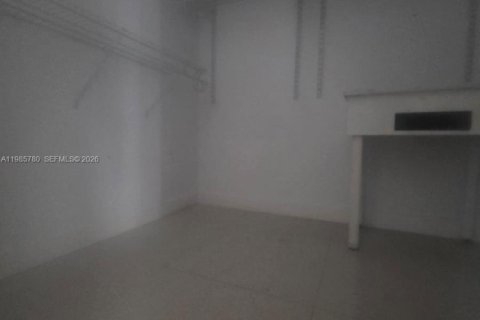 Купить виллу или дом в Майами, Флорида 3 спальни, 131.92м2, № 2153849 - фото 16