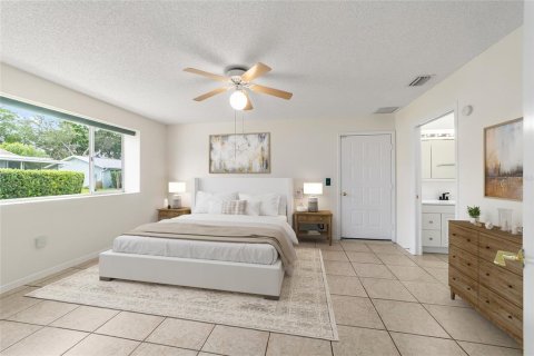 House in Ocala, Florida 3 bedrooms, 141.95 sq.m. № 1725313 - photo 8