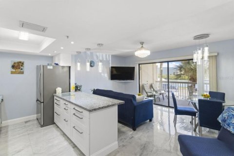 Condominio en venta en Indian Rocks Beach, Florida, 1 dormitorio, 66.33 m2 № 2108122 - foto 5