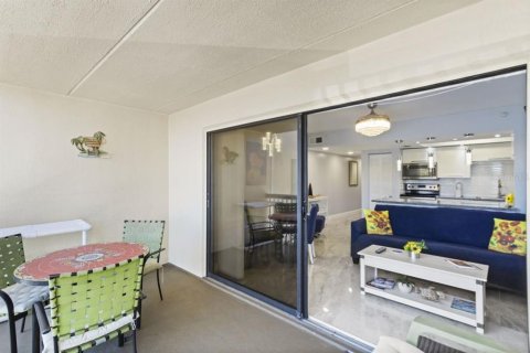 Condominio en venta en Indian Rocks Beach, Florida, 1 dormitorio, 66.33 m2 № 2108122 - foto 22