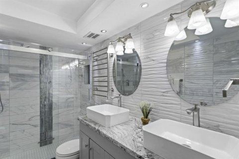 Condominio en venta en Indian Rocks Beach, Florida, 1 dormitorio, 66.33 m2 № 2108122 - foto 21