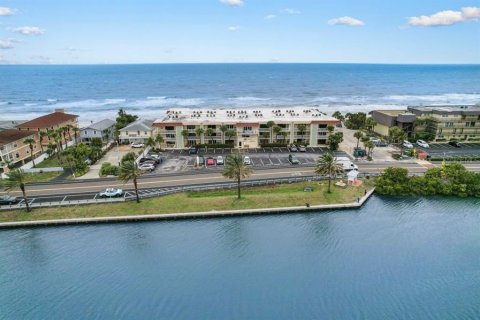 Condominio en venta en Indian Rocks Beach, Florida, 1 dormitorio, 66.33 m2 № 2108122 - foto 2
