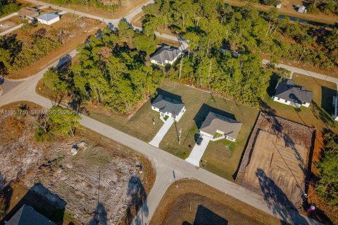 Villa ou maison à vendre à Lehigh Acres, Floride: 3 chambres № 2008180 - photo 21