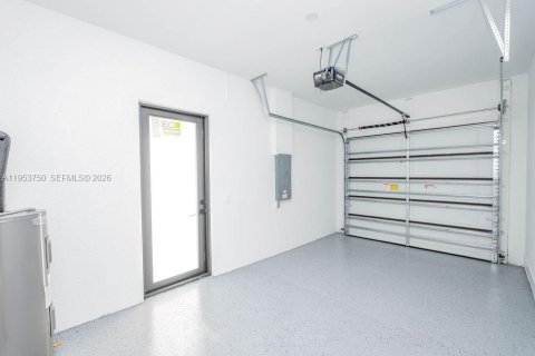 Villa ou maison à vendre à Lehigh Acres, Floride: 3 chambres № 2008180 - photo 15