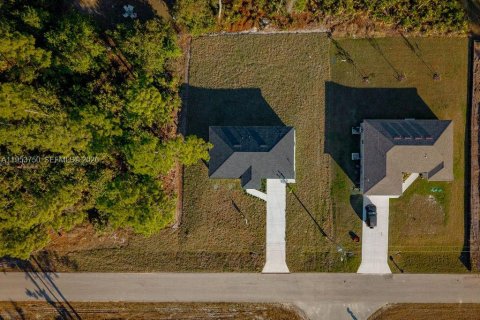 Villa ou maison à vendre à Lehigh Acres, Floride: 3 chambres № 2008180 - photo 18