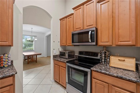 House in Winter Garden, Florida 4 bedrooms, 245.26 sq.m. № 1825351 - photo 23