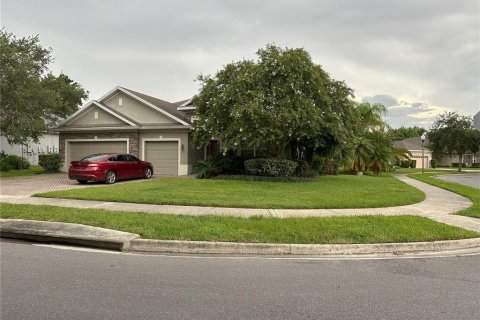 House in Winter Garden, Florida 4 bedrooms, 245.26 sq.m. № 1825351 - photo 5