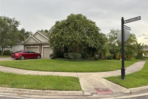 House in Winter Garden, Florida 4 bedrooms, 245.26 sq.m. № 1825351 - photo 4