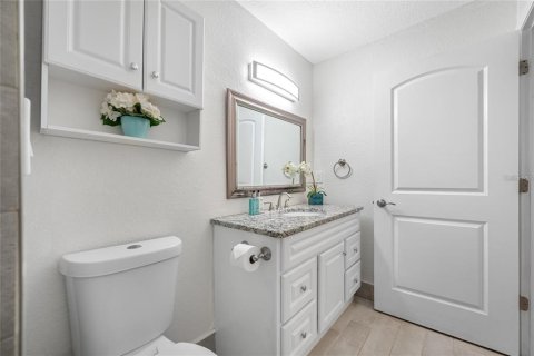 Condo in Palm Harbor, Florida, 1 bedroom  № 2096310 - photo 7
