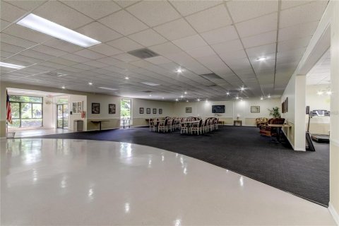 Condo in Palm Harbor, Florida, 1 bedroom  № 2096310 - photo 14