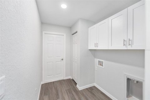 Купить виллу или дом в Оклаваха, Флорида 5 комнат, 128.21м2, № 1735127 - фото 3