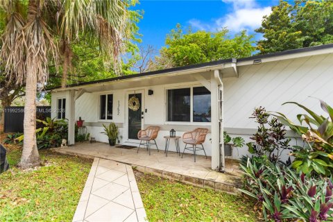 Casa en Homestead, Florida 3 dormitorios, 190.45 m2 № 2056670