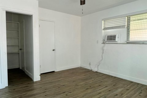 Appartement à louer à Hollywood, Floride: 1 chambre, 56.76 m2 № 2285826 - photo 9