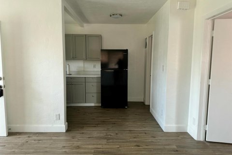 Appartement à louer à Hollywood, Floride: 1 chambre, 56.76 m2 № 2285826 - photo 4