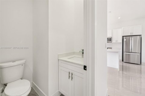 Casa en venta en Lehigh Acres, Florida, 3 dormitorios, 98.01 m2 № 2009013 - foto 14