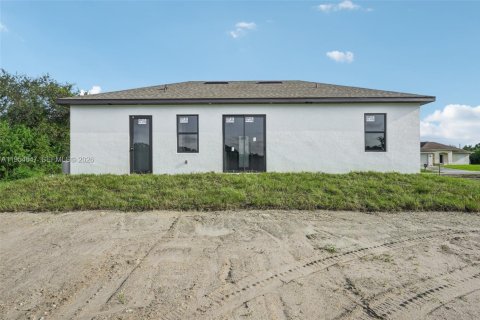 Casa en venta en Lehigh Acres, Florida, 3 dormitorios, 98.01 m2 № 2009013 - foto 28