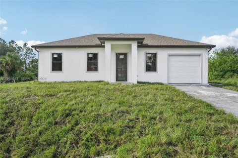 Casa en venta en Lehigh Acres, Florida, 3 dormitorios, 98.01 m2 № 2009013 - foto 3