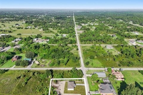 Casa en venta en Lehigh Acres, Florida, 3 dormitorios, 98.01 m2 № 2009013 - foto 30