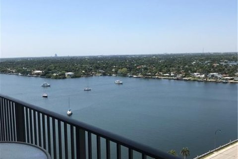 Condo à Hollywood, Floride, 2 chambres  № 1119010