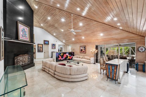 Villa ou maison à vendre à Boynton Beach, Floride: 4 chambres, 438.22 m2 № 2402152 - photo 17