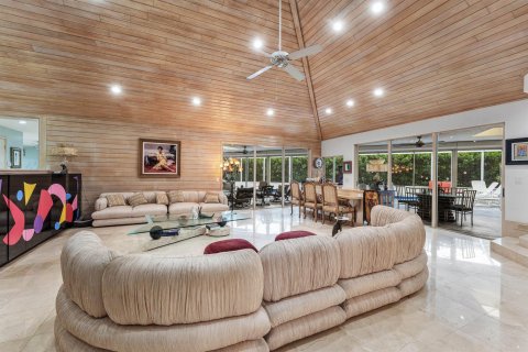 Villa ou maison à vendre à Boynton Beach, Floride: 4 chambres, 438.22 m2 № 2402152 - photo 15