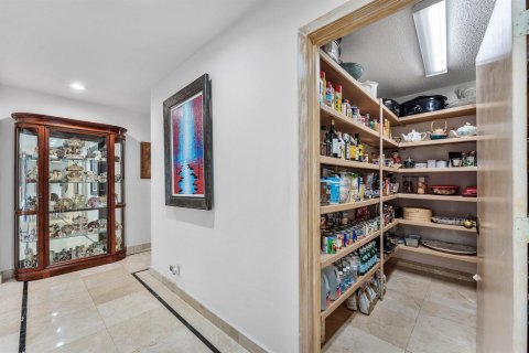Villa ou maison à vendre à Boynton Beach, Floride: 4 chambres, 438.22 m2 № 2402152 - photo 22