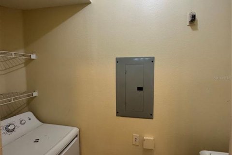 Condominio en alquiler en Orlando, Florida, 3 dormitorios, 138.52 m2 № 1912047 - foto 15