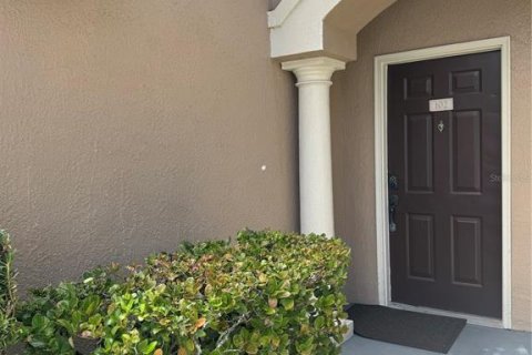 Condominio en alquiler en Orlando, Florida, 3 dormitorios, 138.52 m2 № 1912047 - foto 2