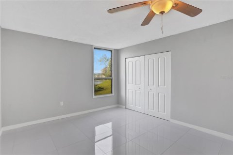 Condominio en venta en Altamonte Springs, Florida, 2 dormitorios, 116.31 m2 № 2106655 - foto 7