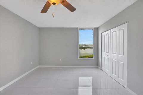 Condominio en venta en Altamonte Springs, Florida, 2 dormitorios, 116.31 m2 № 2106655 - foto 8