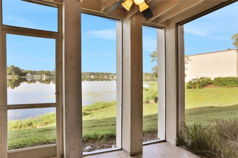 Condominio en venta en Altamonte Springs, Florida, 2 dormitorios, 116.31 m2 № 2106655 - foto 21