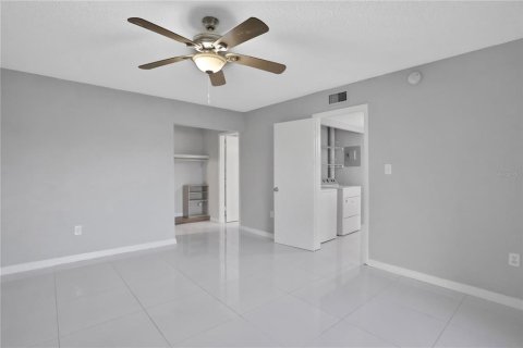 Condominio en venta en Altamonte Springs, Florida, 2 dormitorios, 116.31 m2 № 2106655 - foto 16