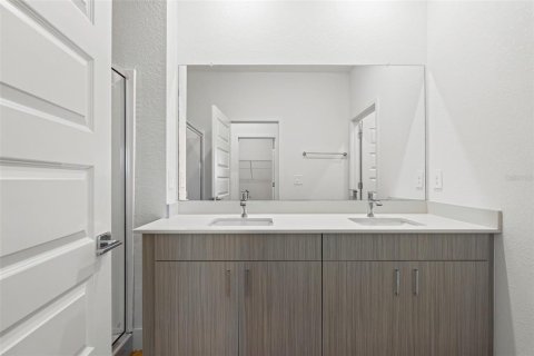 Снять в аренду таунхаус в Лейквуд Ранч, Флорида 10 комнат, 171.68м2, № 2202472 - фото 29