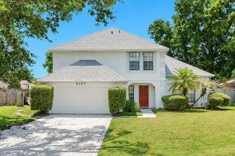 House in Orlando, Florida 3 bedrooms, 192.49 sq.m. № 2302954