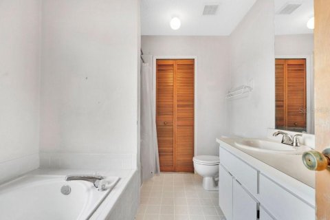 Villa ou maison à vendre à Orlando, Floride: 3 chambres, 192.49 m2 № 2302954 - photo 19