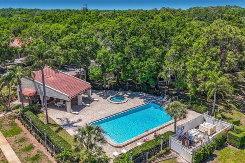 Condo in Palm Harbor, Florida, 2 bedrooms № 2198916 - photo 21