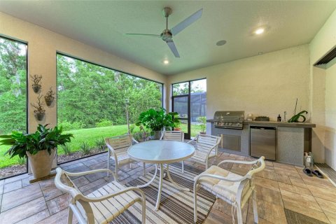 House in Bradenton, Florida 3 bedrooms, 288.09 sq.m. № 1681973 - photo 4