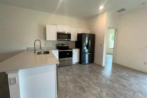 Apartamento en alquiler en Bartow, Florida, 3 dormitorios, 113.62 m2 № 1850098 - foto 2