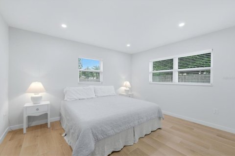 Casa en venta en Sarasota, Florida, 3 dormitorios, 155.7 m2 № 2203914 - foto 14