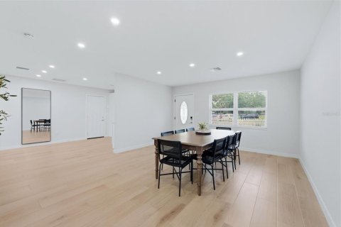 Casa en venta en Sarasota, Florida, 3 dormitorios, 155.7 m2 № 2203914 - foto 7