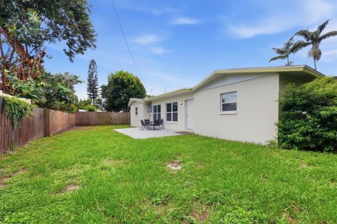 Casa en venta en Sarasota, Florida, 3 dormitorios, 155.7 m2 № 2203914 - foto 27