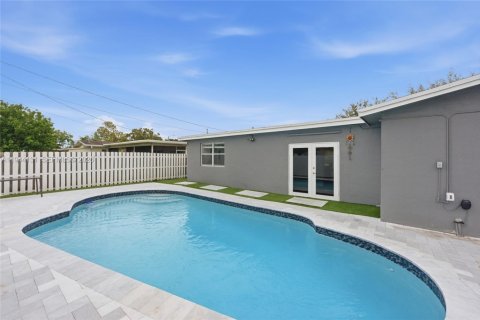 Villa ou maison à vendre à Sunrise, Floride: 4 chambres, 142.79 m2 № 2001177 - photo 29